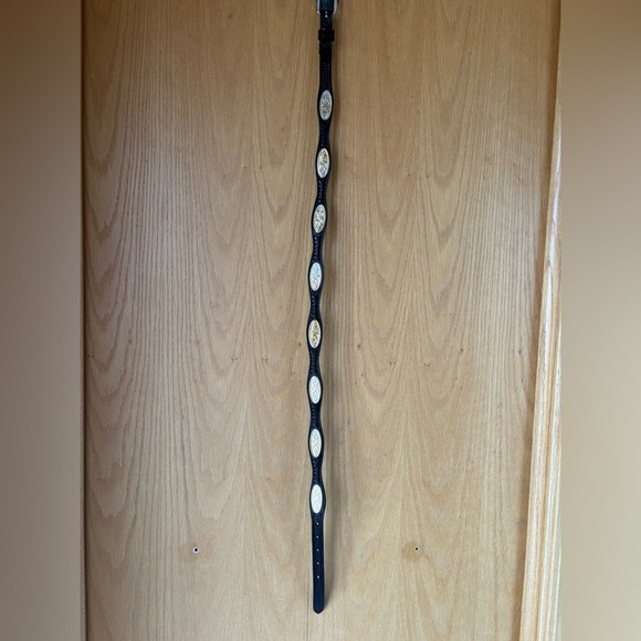 Grants Black Braided/Woven Belt with Silver/Gold Toned Conchos-Size: 34-Preowned - Picture 4 of 9